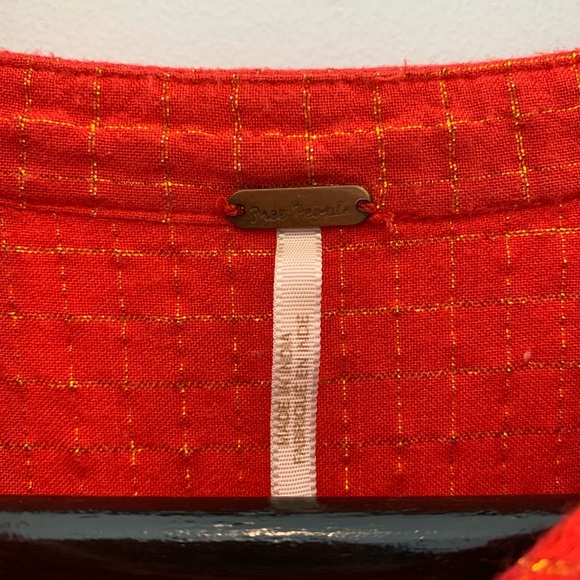 Free People red long sleeve flowy top. Size XS - Picture 4 of 5